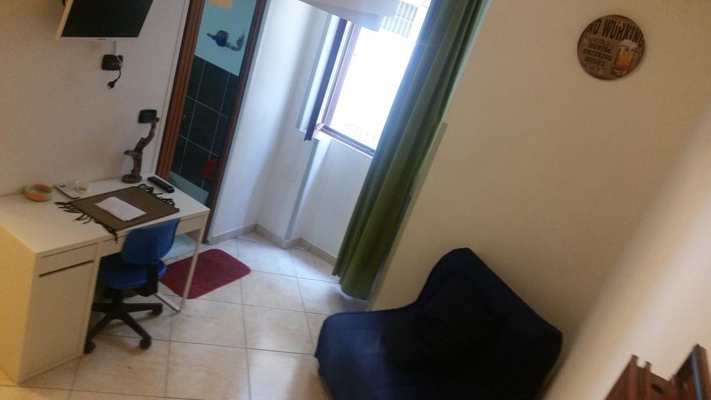 Residenza Il Castello Hotel Napoli Cameră foto